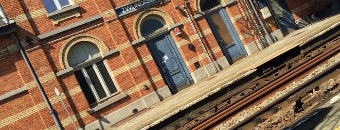 Gare de Zwijndrecht is one of Bijna alle treinstations in Vlaanderen.