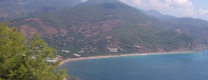 Alanya Hatay Yolunda is one of Tempat yang Disukai Yunus.