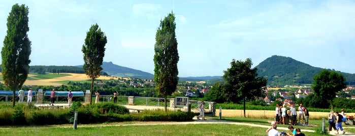 Raststätte Hegau West is one of Lugares favoritos de Arzu.