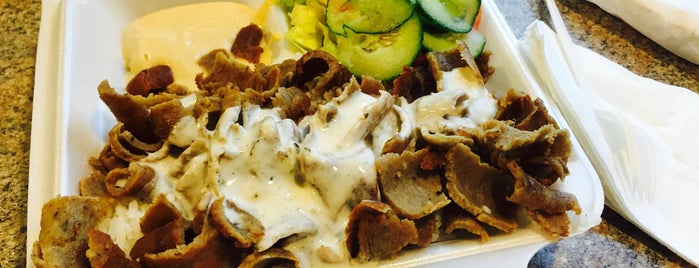 Donair Town is one of Chrisさんのお気に入りスポット.