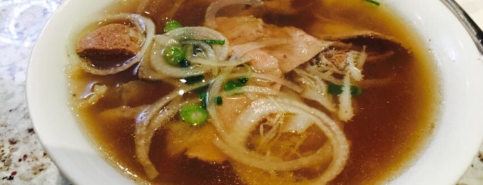 Tasty Pho is one of Chrisさんのお気に入りスポット.