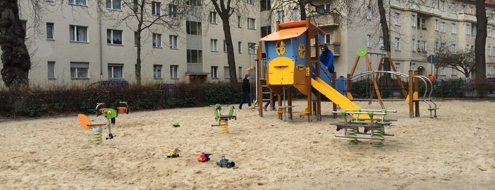 Spielplatz Ceciliengärten is one of Alvise : понравившиеся места.