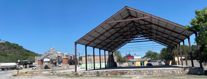 "La Estacion" - Gasolineria is one of Restaurantes.