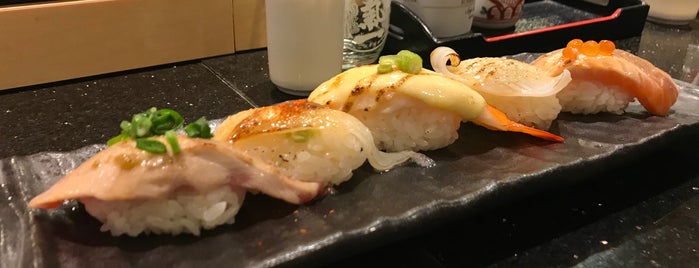 梅丘寿司の美登利総本店 is one of Japan - Food.