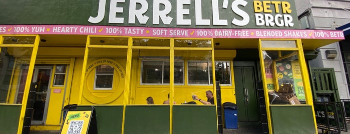 Jerrell’s Betr Brgr is one of US with the kids.