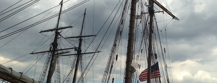 Annapolis Harbor is one of Lugares favoritos de Leonda.
