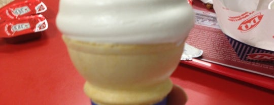 Dairy Queen is one of Vincentさんのお気に入りスポット.