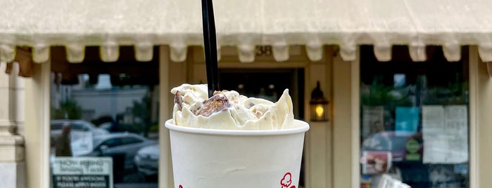 Whit's Frozen Custard is one of Lugares favoritos de Tammy.