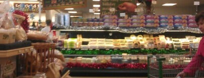 Sprouts Farmers Market is one of Kim’s Liked Places.