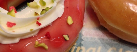 クリスピー・クリーム・ドーナツ リバーウォーク北九州店 is one of Krispy Kreme Doughnuts.
