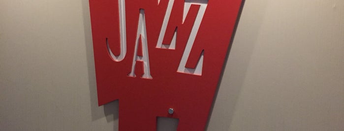 Jazz Arts Group & Academy is one of Kemi's Saved Places.
