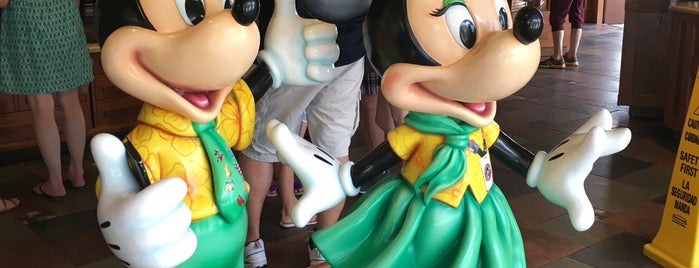 Disney's Pin Traders is one of October 2014 Disney Trip.
