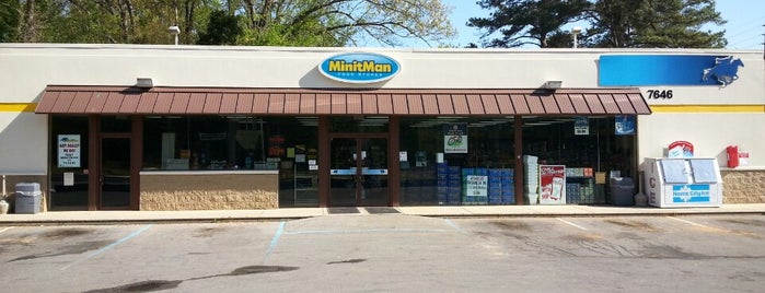 Minitman Food Store is one of สถานที่ที่ Nancy ถูกใจ.