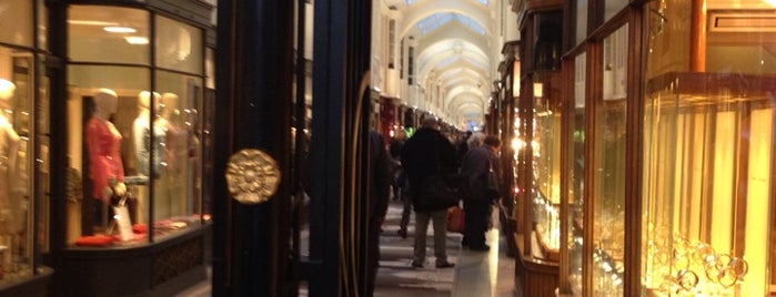 Burlington Arcade is one of London.