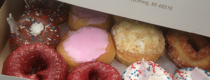 Marge's Donut Den is one of Grand Rapids.