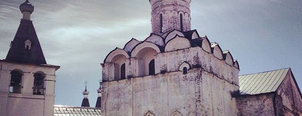 Ферапонтов монастырь is one of 100 чудес России.