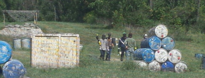 Steeltown Paintball Park is one of Lugares favoritos de Brian.