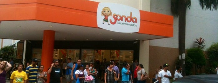 Sonda Supermercados is one of สถานที่ที่ Flavio ถูกใจ.