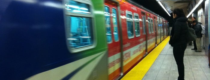 Vancouver City Centre SkyTrain Station is one of Jessicaさんの保存済みスポット.
