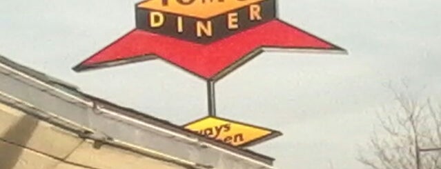 Tom's Diner is one of สถานที่ที่ Dustin ถูกใจ.