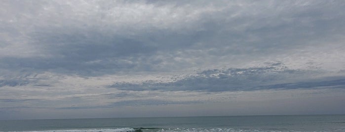 Fort Fisher Pier is one of Trains.