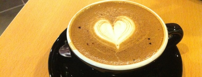 Top Brew Coffee Bar is one of Places with coffee art in malaysia.
