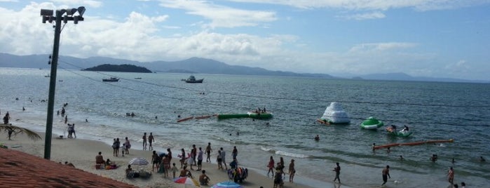 Pousada Dos Golfinhos is one of สถานที่ที่ Carla ถูกใจ.