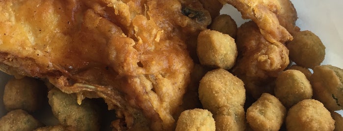 Porter's Fried Chicken is one of St. Louis.