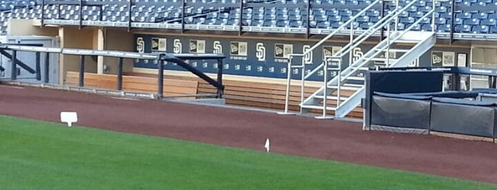 Padres Dugout is one of Christopher : понравившиеся места.