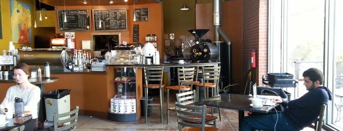 Caffe Luce is one of Posti che sono piaciuti a Kaustubh.