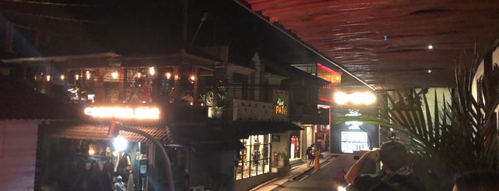 The Night Rooster is one of สถานที่ที่ Nash ถูกใจ.