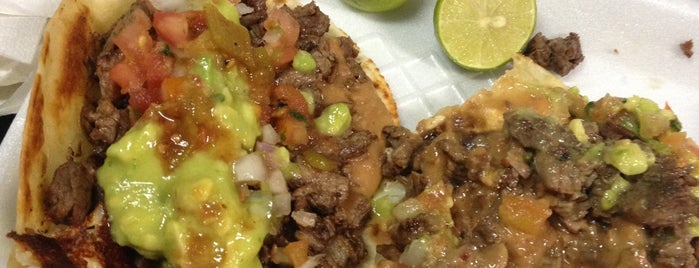 Tacos Piña is one of apuntados.