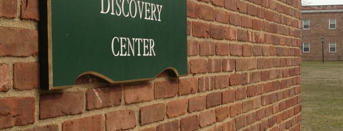 Kahn Discovery Center is one of frequent places.