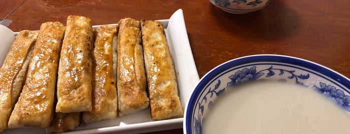 铸钟褡裢火烧 is one of Street Food Around The 🌎.