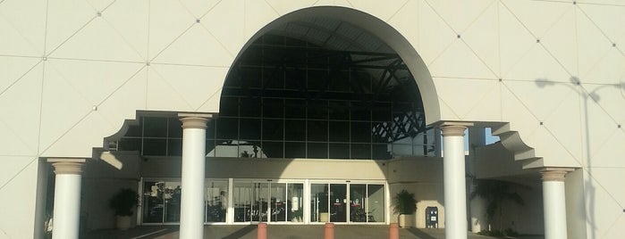 Valley International Airport (HRL) is one of Aeroporto.