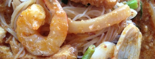 Centre Satay Bee Hoon is one of Locais salvos de James.