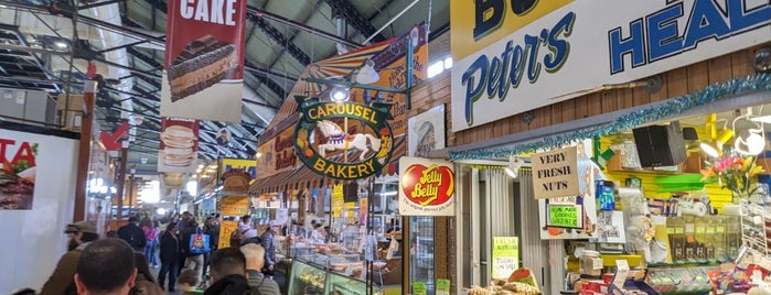 St. Lawrence Market (North Building) is one of Vegan.