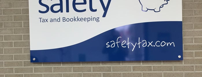 Safe Tax and Bookkeeping is one of สถานที่ที่ SchoolandUniversity.com ถูกใจ.