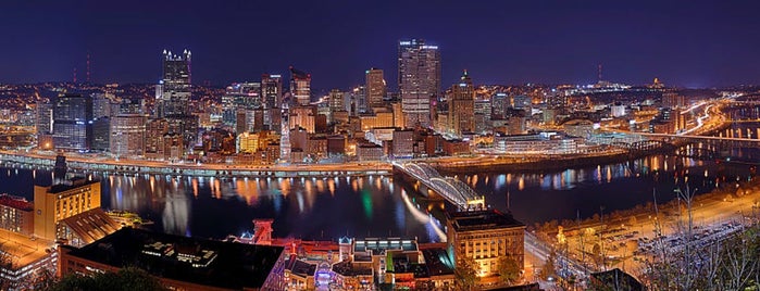 Pittsburgh, PA is one of สถานที่ที่ Julie ถูกใจ.