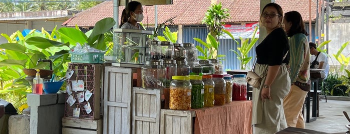 Cafe Tahu is one of Bali - Kuliner.