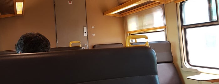 Trein Gent > Brussel (IC) is one of Björn 님이 좋아한 장소.