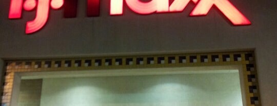 T.J. Maxx is one of Posti che sono piaciuti a Vera.