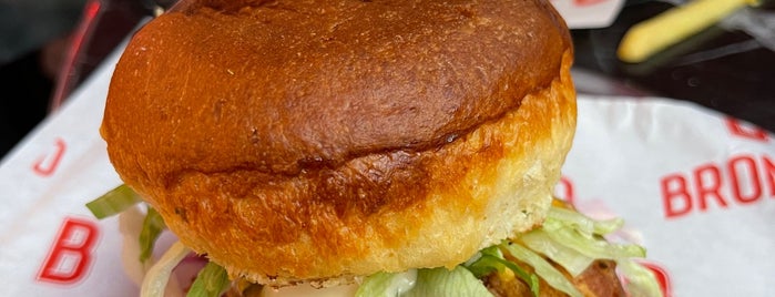 Bronco is one of Burger-Sandwich-Sokak Lezzetleri.