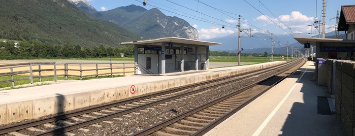 Bahnhof Inzing is one of Bahnhöfe in Tirol.