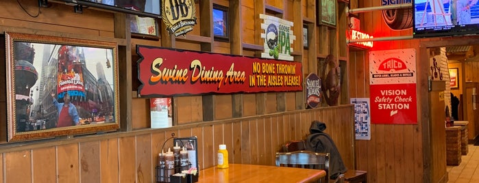 Famous Dave's is one of Must-visit Food in Alexandria.