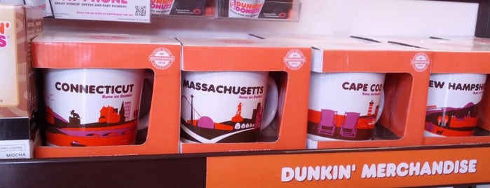 Dunkin' is one of Lugares favoritos de Todd.