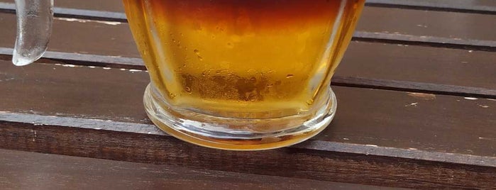 Prága söröző és kávézó is one of Szfv. Próbacseresznye.