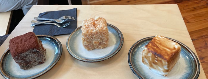 Tokyo Lamington is one of Jamesさんのお気に入りスポット.