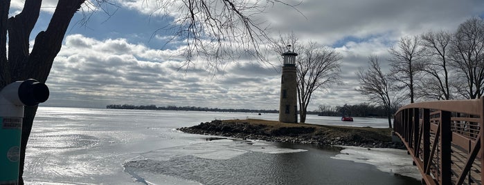 Asylum Point Lighthouse is one of Lighthouses - USA.