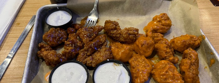 Buffalo Wild Wings is one of Places I've Been TO.